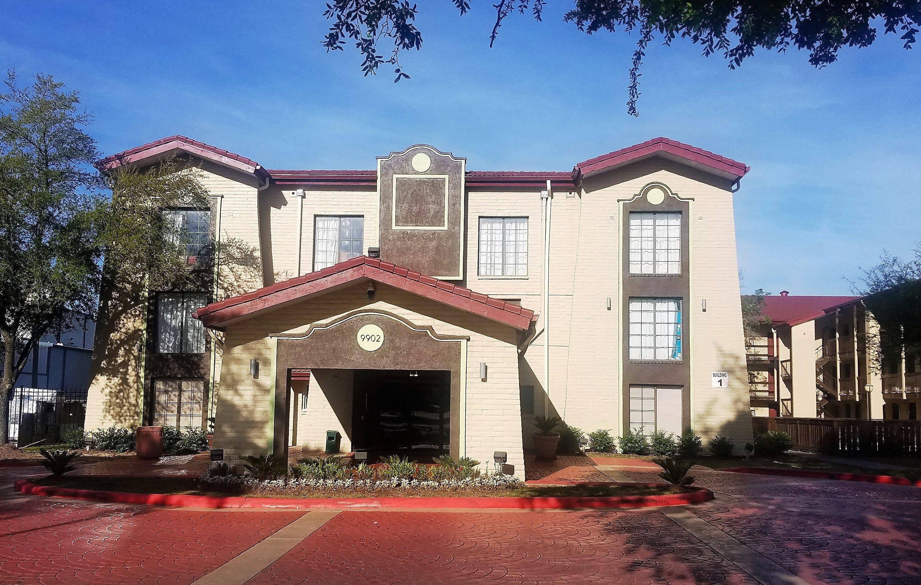 Red Roof Inn & Suites Houston- Hobby Airport Exterior foto